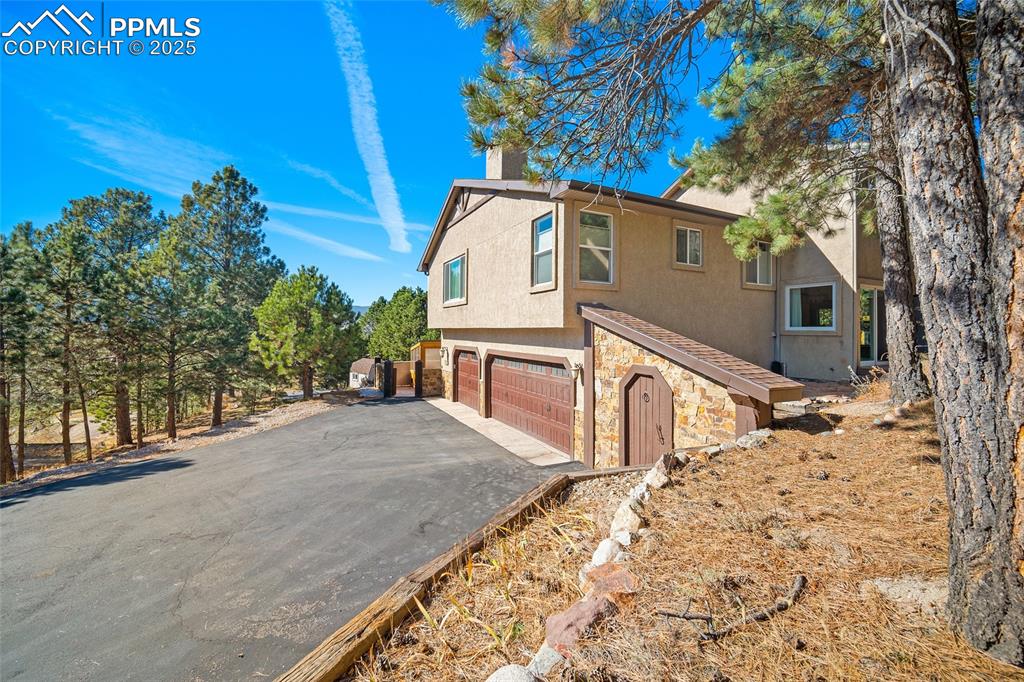 Image 46 of 50: Side of Structure