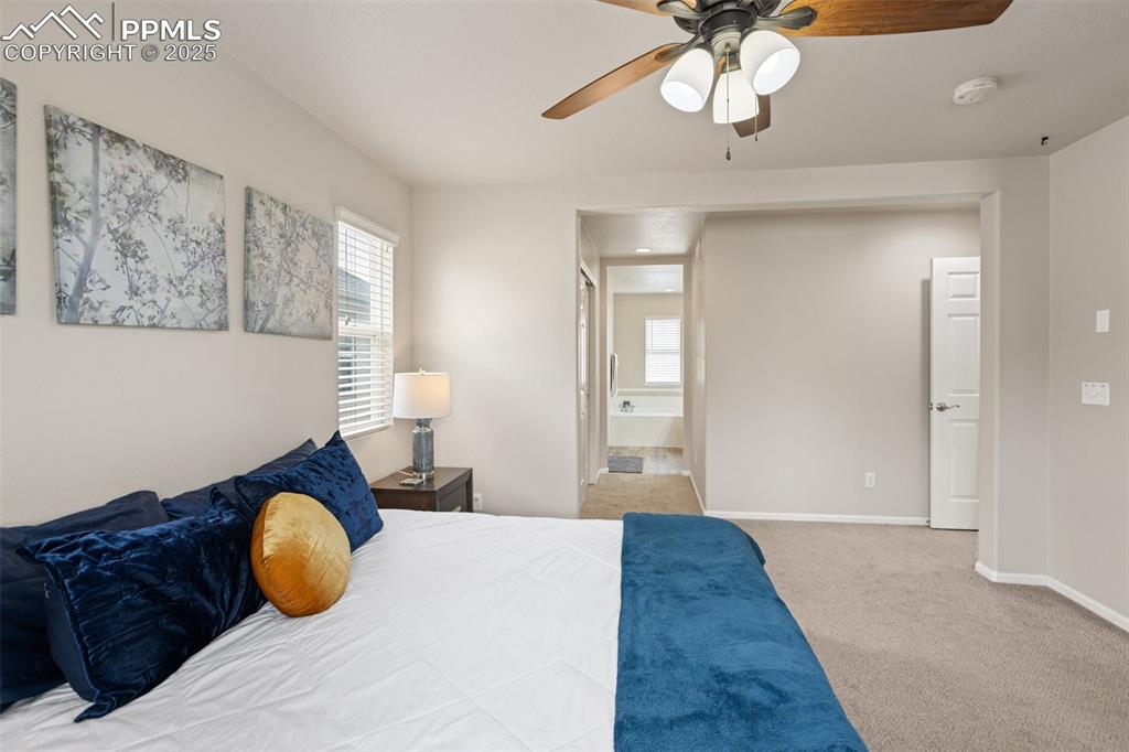 Image 17 of 26: Bedroom