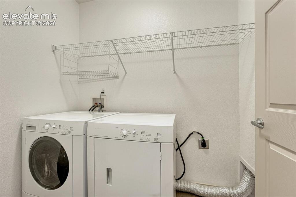 Image 19 of 41: Laundry