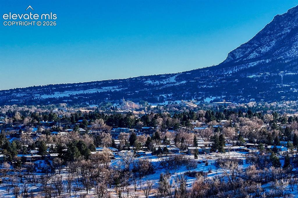 Image 39 of 41: View
