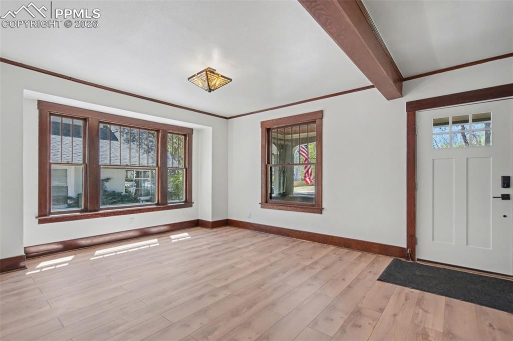 Image 8 of 43: Entry