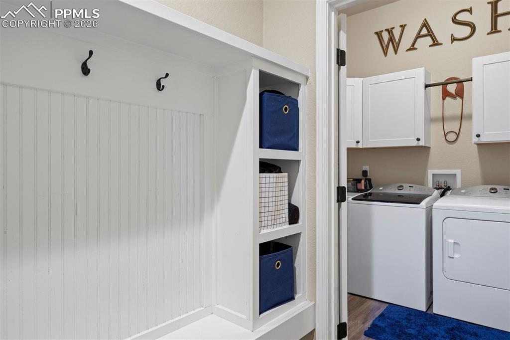 Image 42 of 50: Laundry