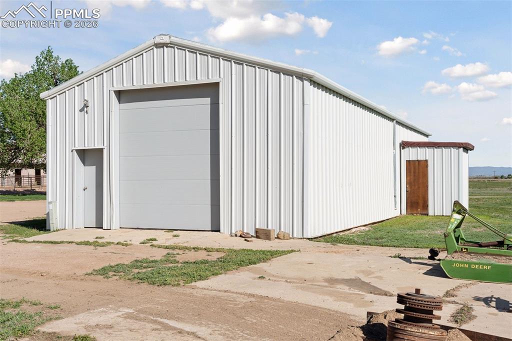 Image 41 of 50: Detached 1200 Sq Ft Workshop