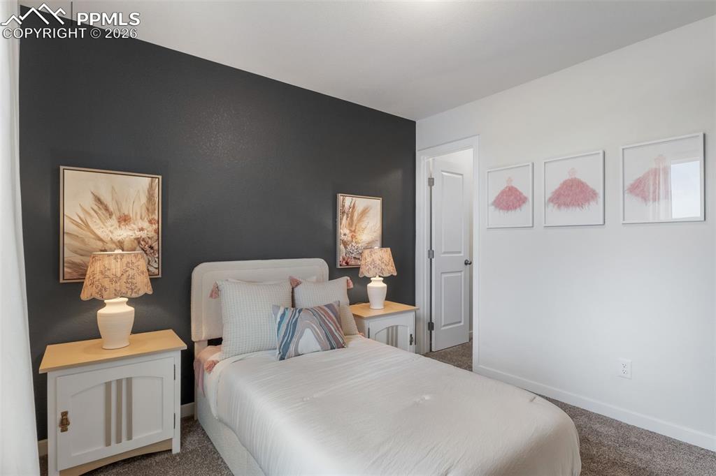 Image 13 of 31: Bedroom