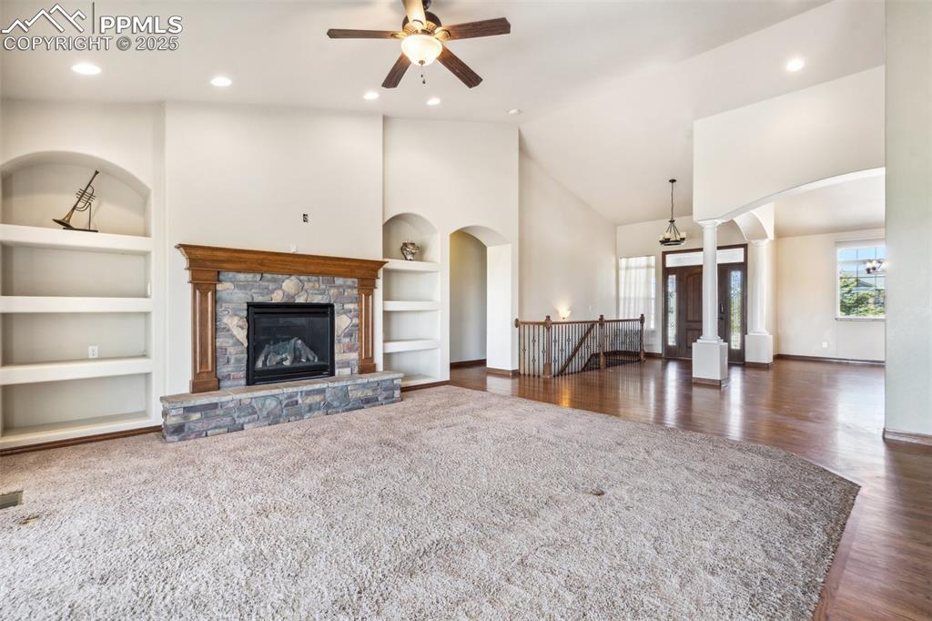 Image 10 of 50: View from the living toward front door and formal dining room.