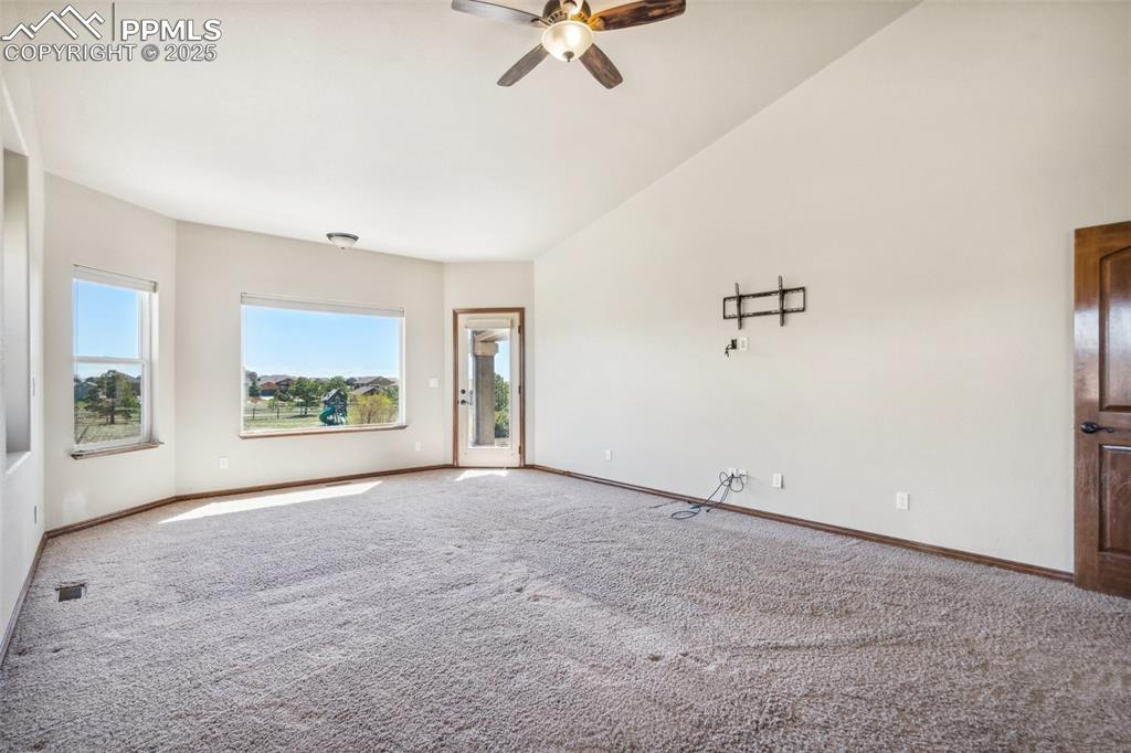 Image 18 of 50: Vaulted ceilings.