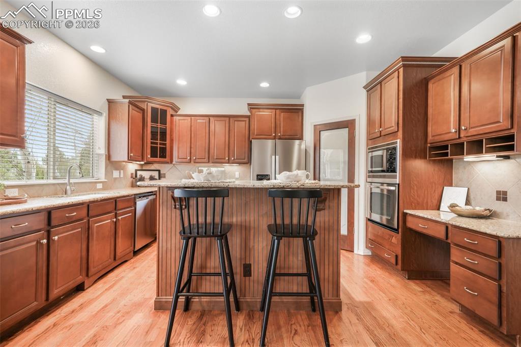 Image 9 of 50: Dining Room