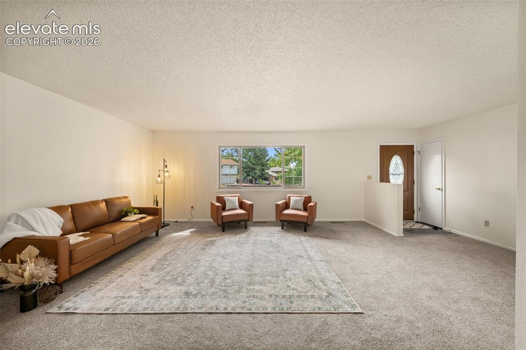Image 5 of 31: Living Room