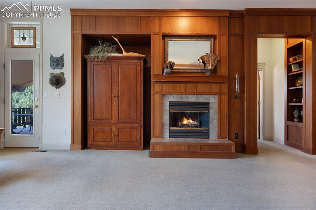 Image 9 of 41: Living Room