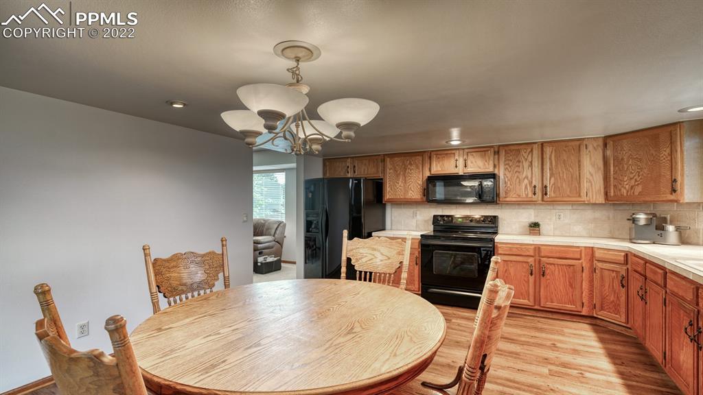 Listing 5111921, Image 8 of 35
