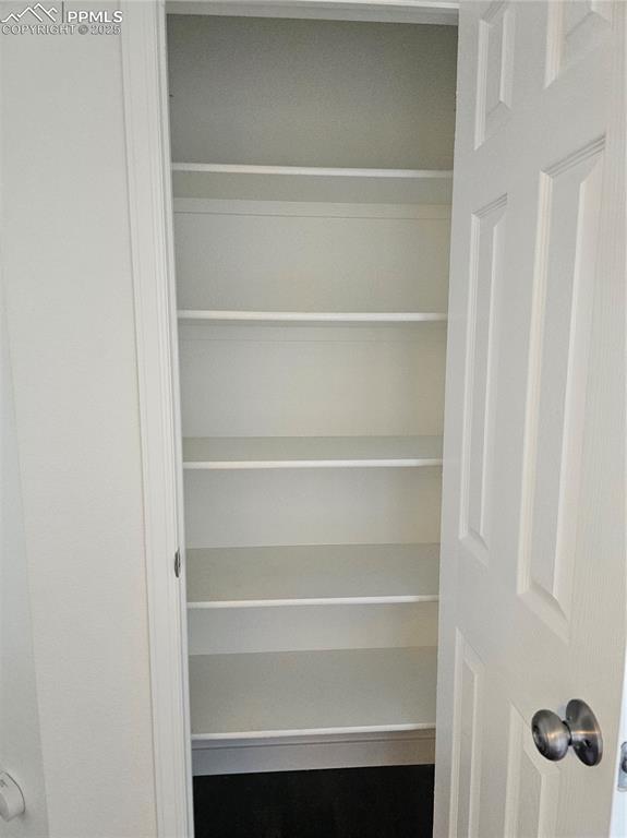 Image 36 of 50: Closet