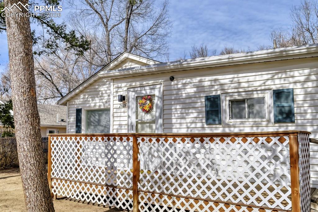 Image 2 of 30: Front of Structure