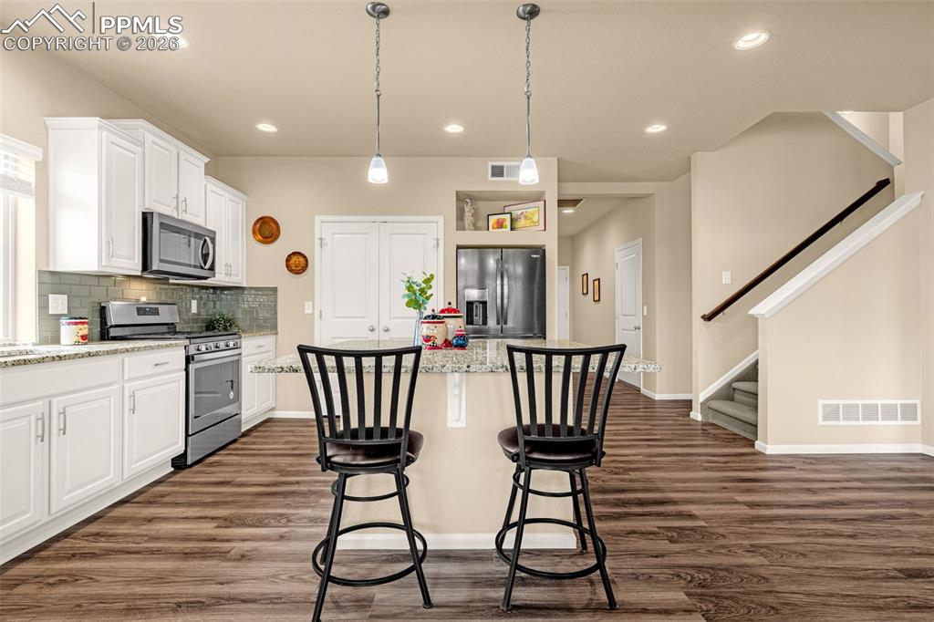 Image 5 of 38: Kitchen