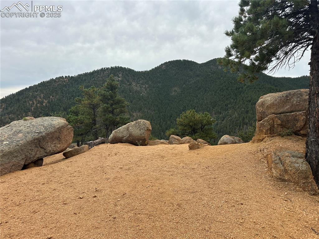 Image 5 of 23: Build site with rock outcroppings