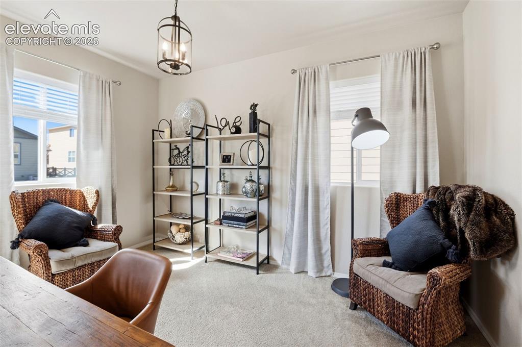 Image 14 of 41: Sitting Room