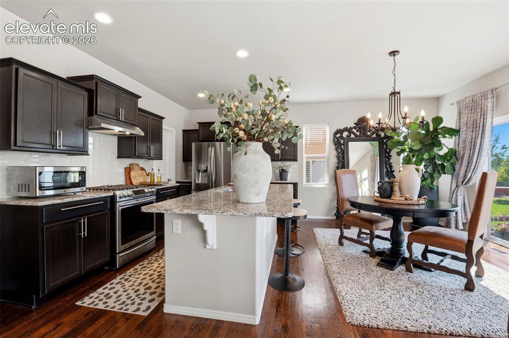 Image 8 of 41: Kitchen