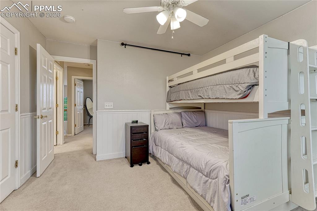 Image 35 of 48: Big enough for large bunk bed furniture.
