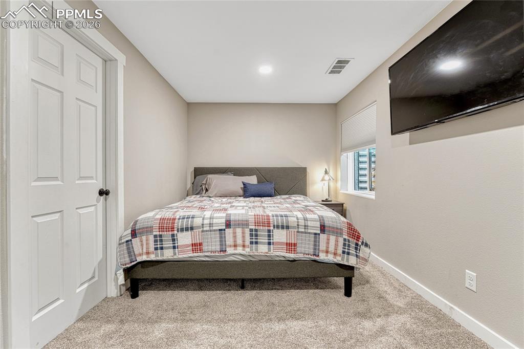 Image 46 of 48: Can fit a large bed & furniture.