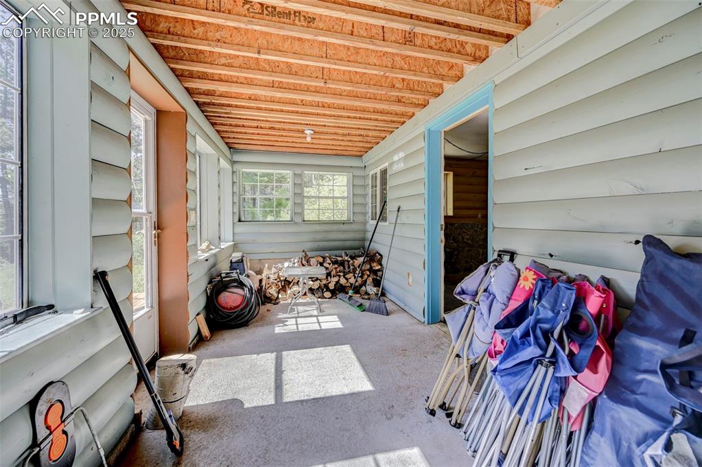 Image 4 of 49: Sun Room