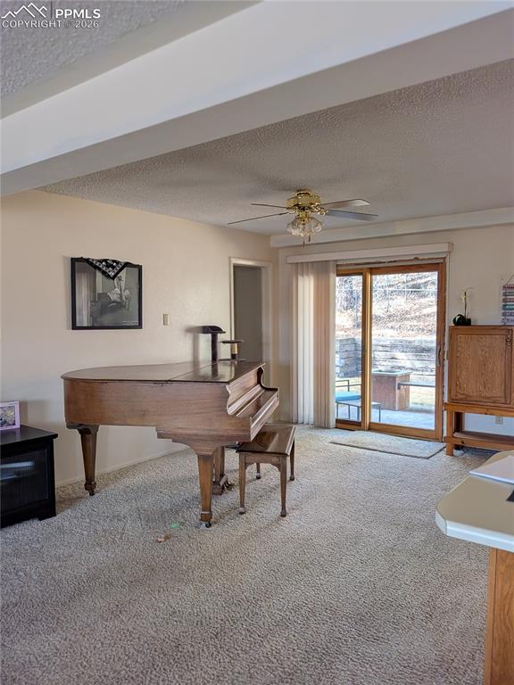 Image 19 of 29: Dining Area