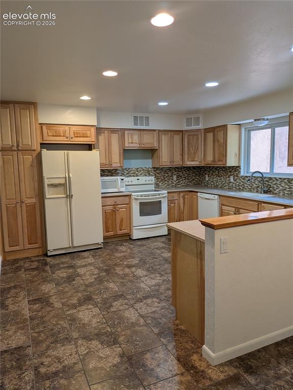 Image 5 of 36: Unit 15060