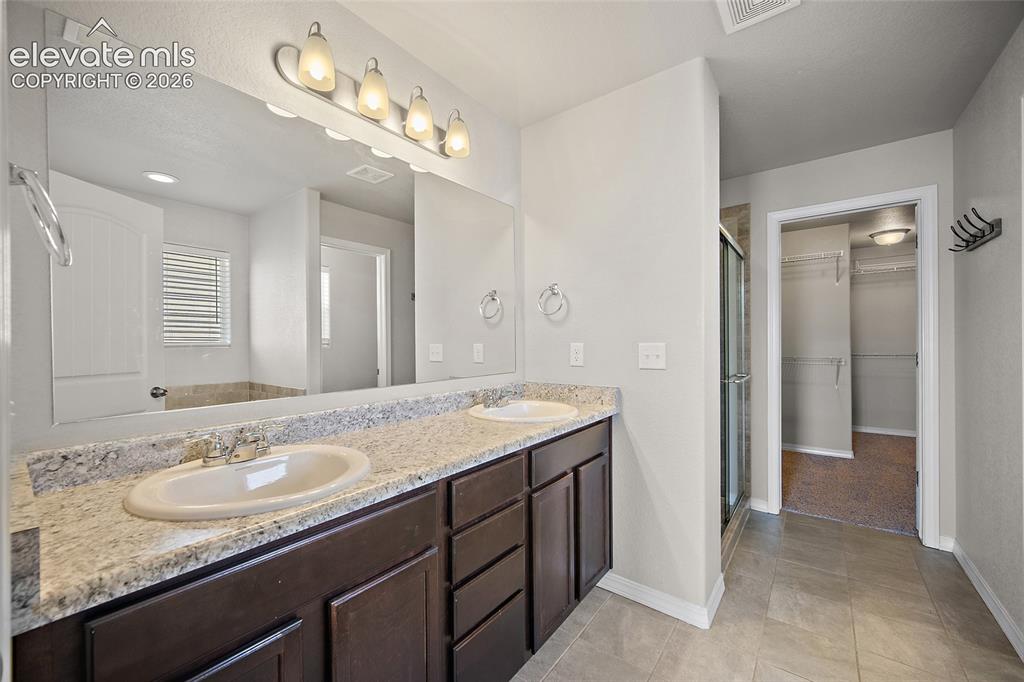 Image 25 of 46: Master Bathroom