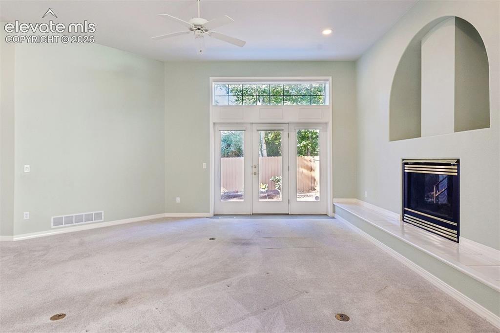 Image 15 of 50: Living Room