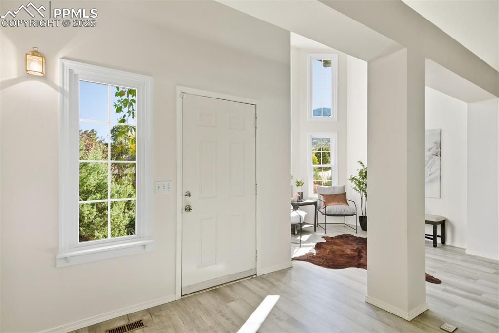 Image 3 of 44: Entry