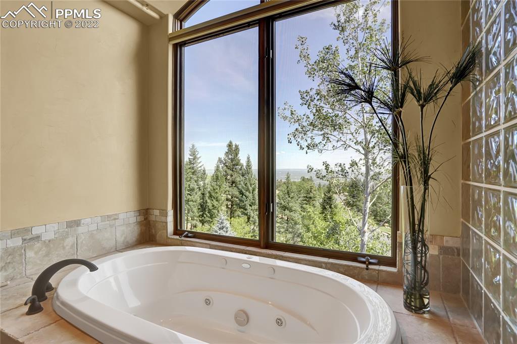Listing 5127803, Image 22 of 50