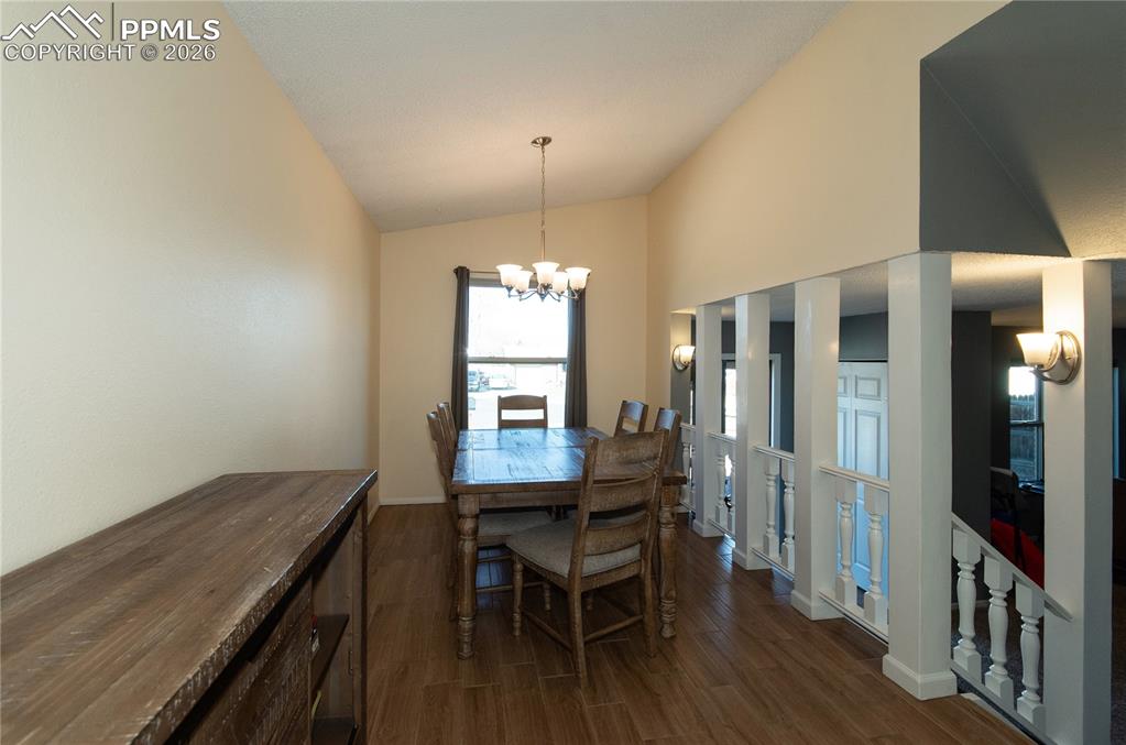 Image 4 of 24: Dining Room