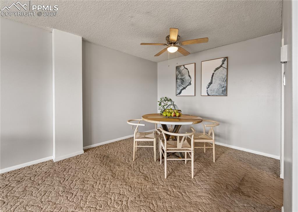 Image 8 of 26: Dining Area