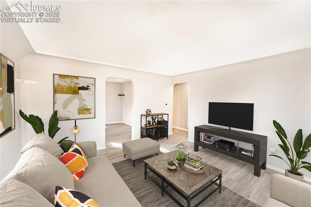 Image 6 of 40: Virtually Staged