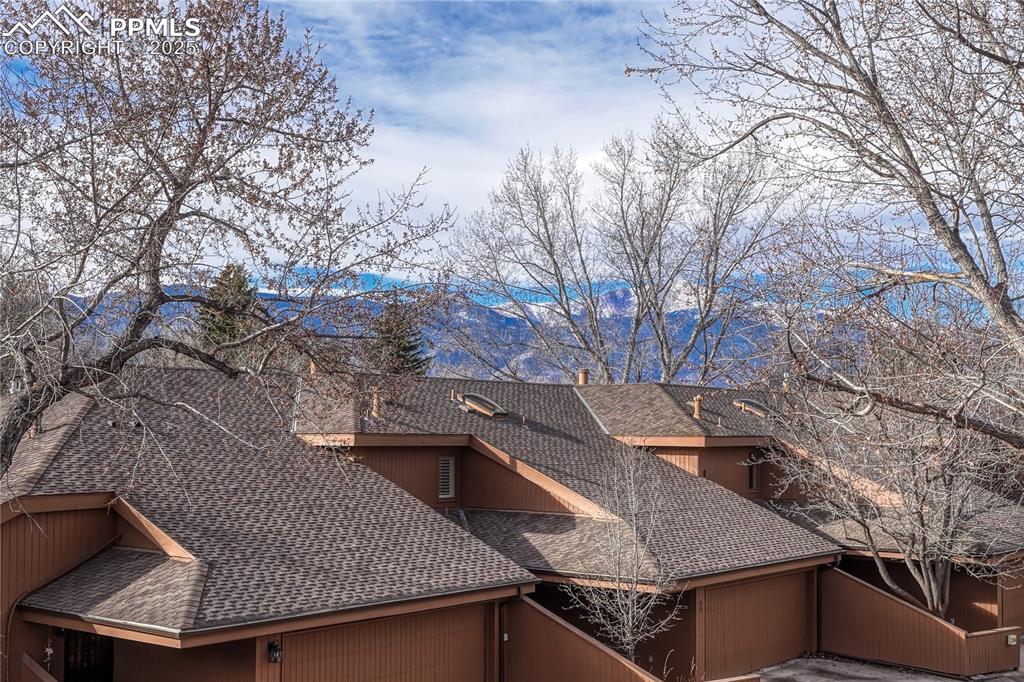 Image 38 of 50: View