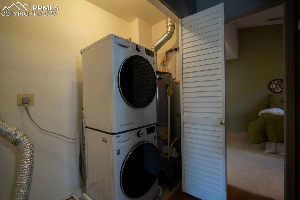 Image 11 of 37: Laundry