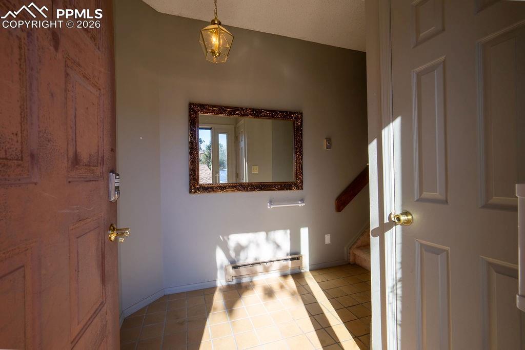 Image 4 of 37: Entry