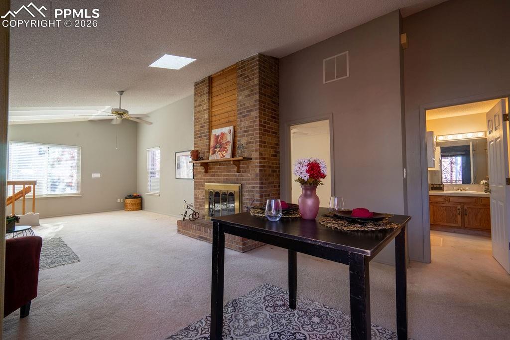 Image 8 of 37: Office