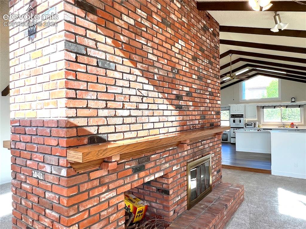 Image 9 of 39: Living Room