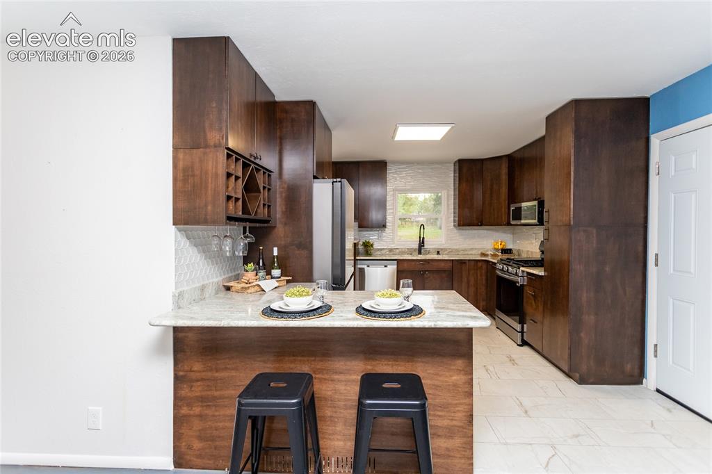 Image 5 of 49: Kitchen