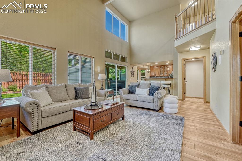 Image 12 of 36: Living Room