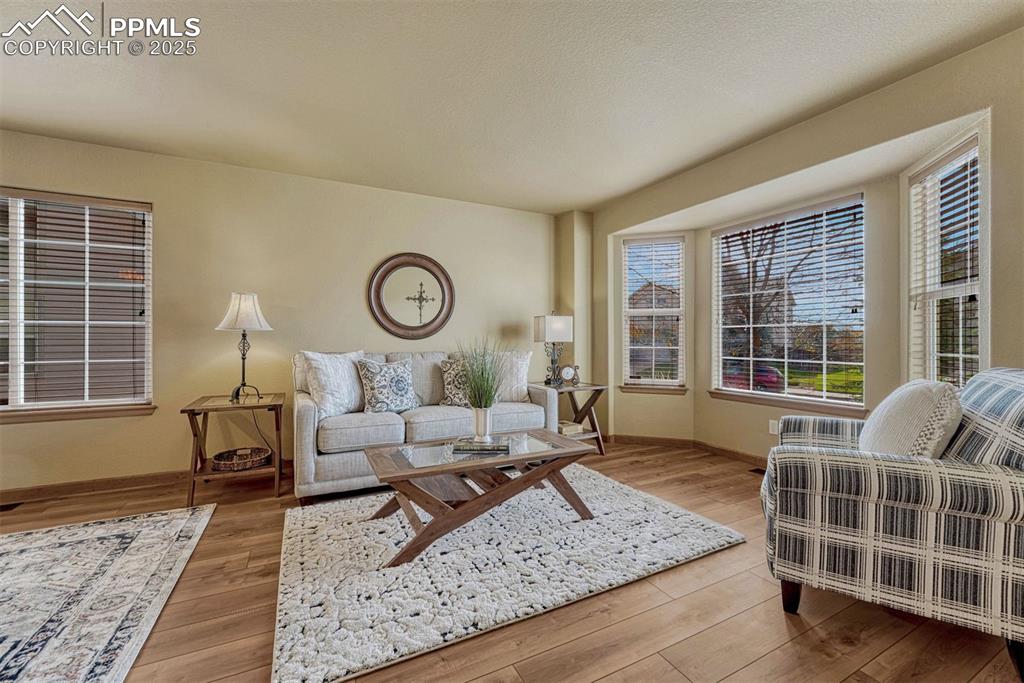 Image 6 of 36: Living Room