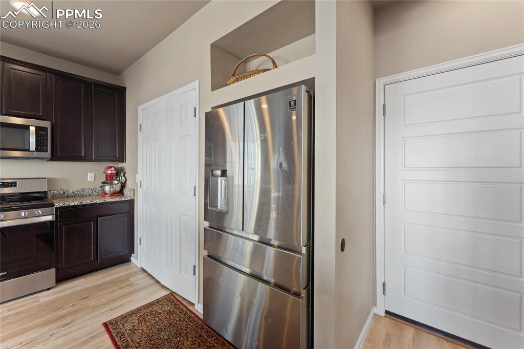 Image 13 of 34: Kitchen