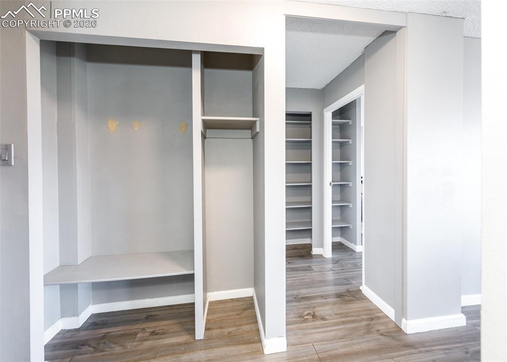 Image 2 of 35: Closet