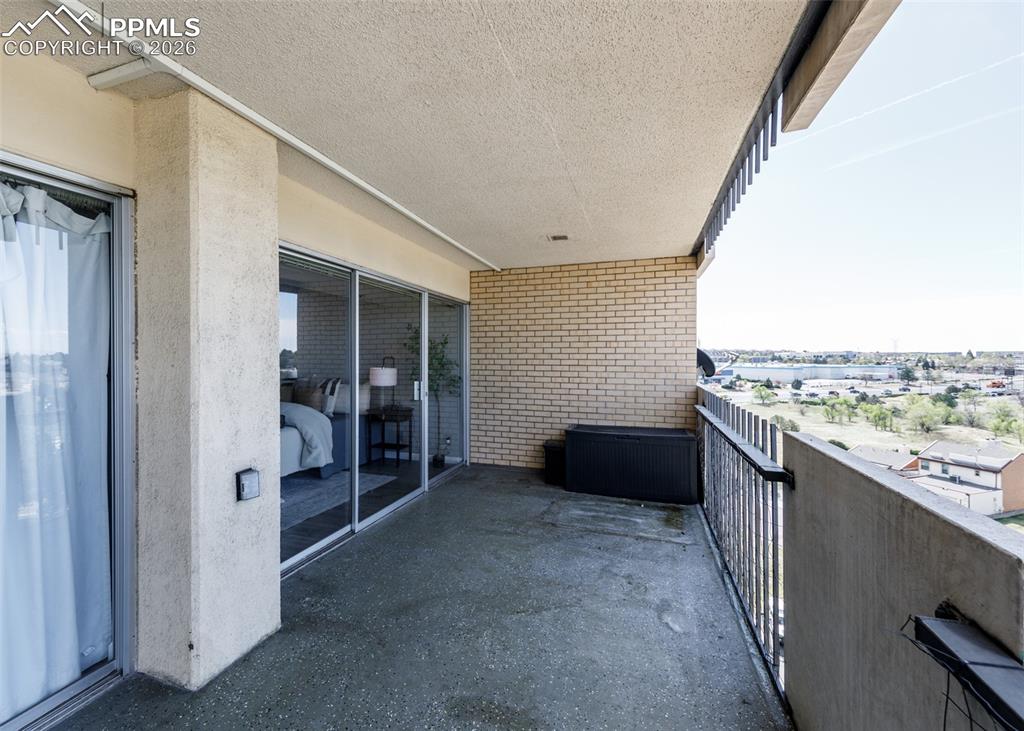 Image 25 of 35: Balcony