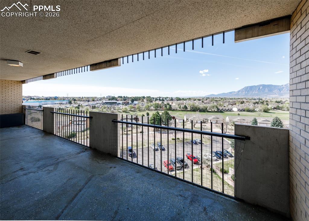 Image 28 of 35: Balcony