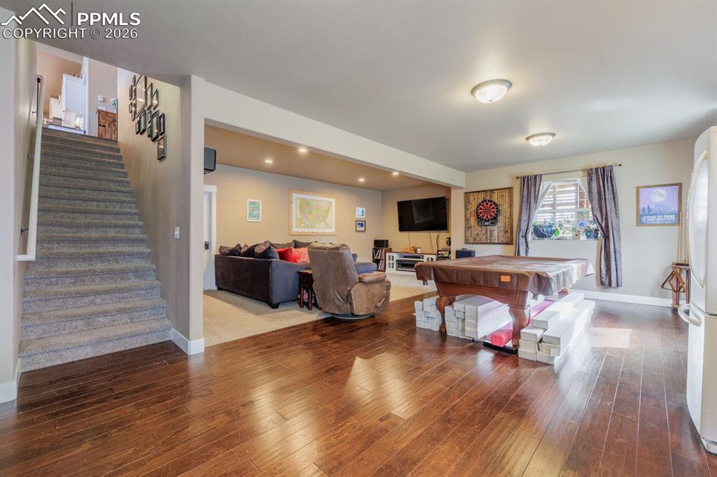 Image 27 of 49: Family Room