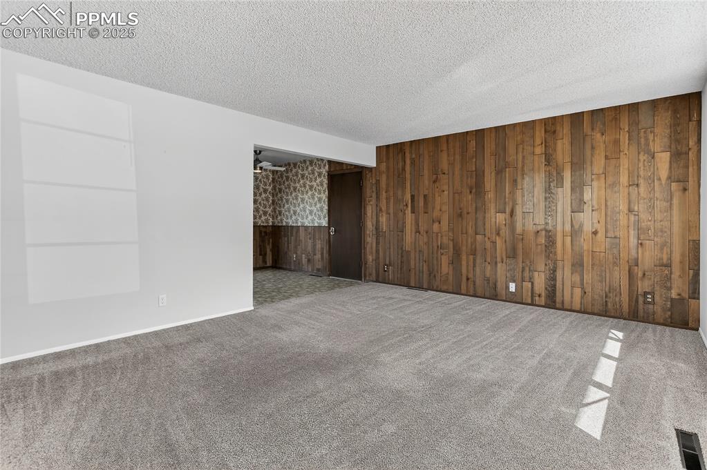 Image 9 of 42: Living Room