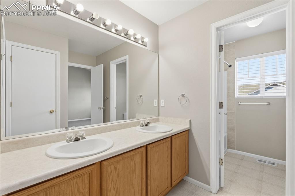 Image 21 of 41: Master Bathroom