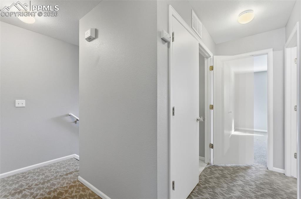 Image 24 of 41: Hallway