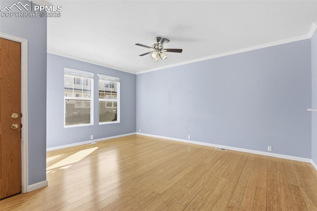 Image 4 of 41: Living Room