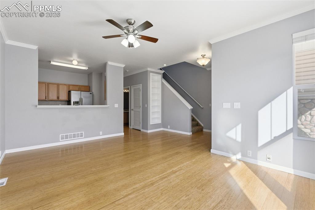 Image 6 of 41: Dining Area